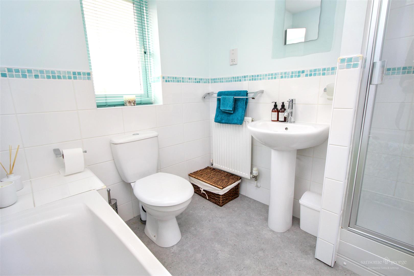 Clarendon Rise, Tilehurst, Reading